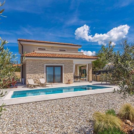 Holiday House Villa Andro Pinezići Eksteriør billede