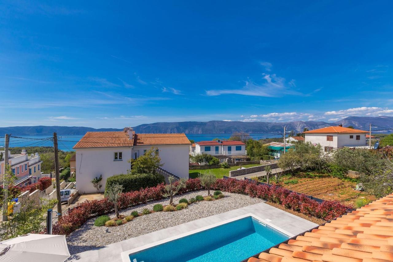 Holiday House Villa Andro Pinezići Eksteriør billede
