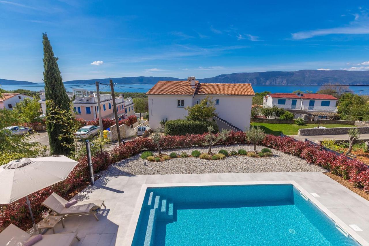 Holiday House Villa Andro Pinezići Eksteriør billede